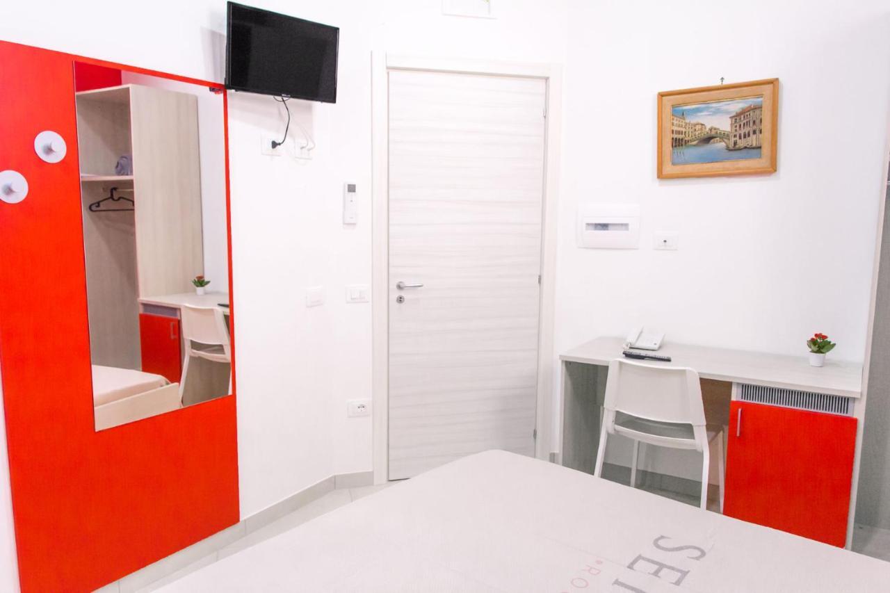 Serena Rooms Solofra Екстер'єр фото